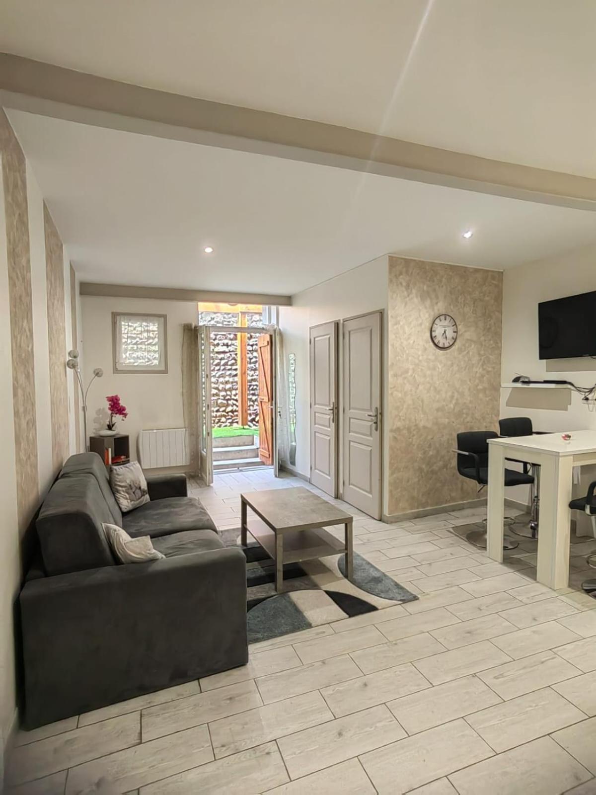 Appartement A Valence 발랑스 외부 사진