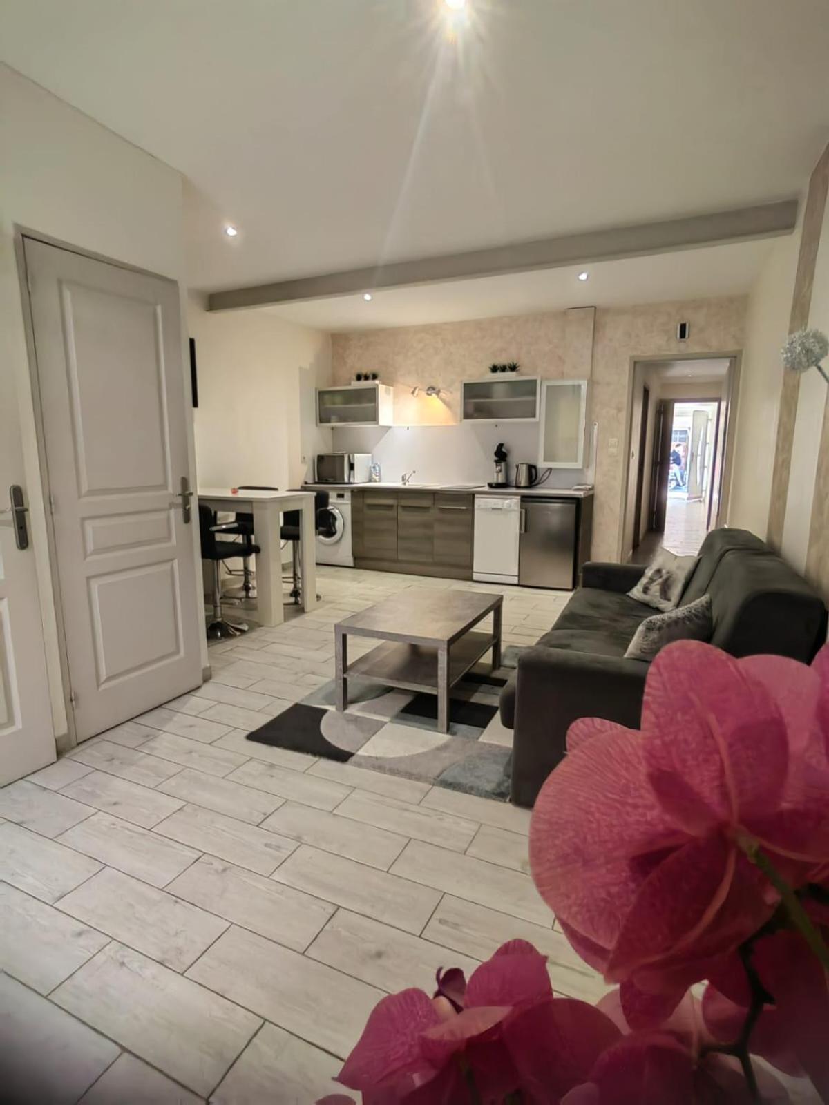Appartement A Valence 발랑스 외부 사진